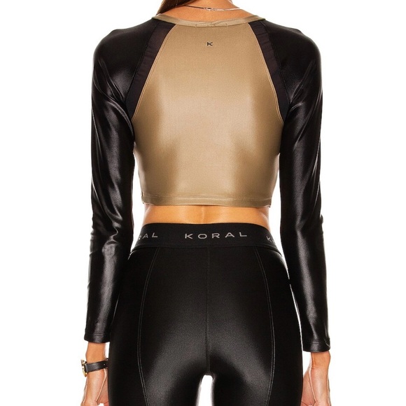 Koral Tan and Cream Raglan Crop Top - Picture 8 of 8